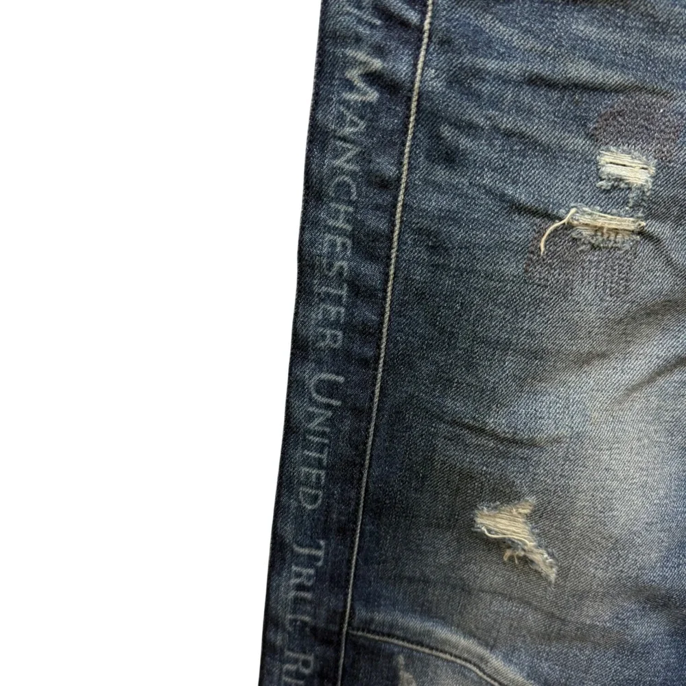 True Religion Manchester United Distressed Slim Moto Jeans‎ Dark Wash Mens 30